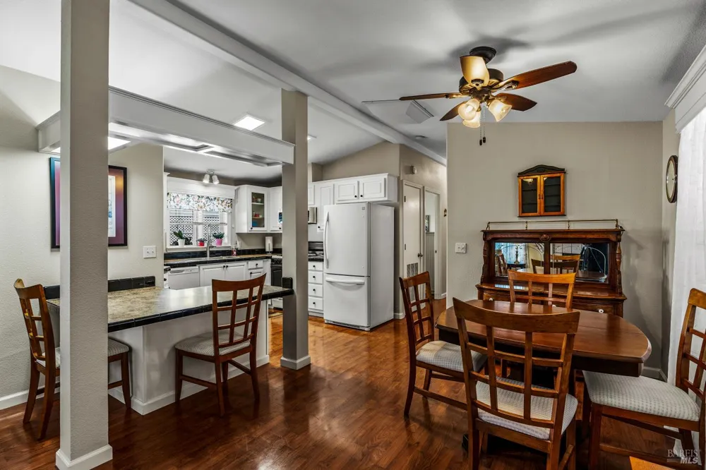 415 Oak Drive Napa, CA 94558