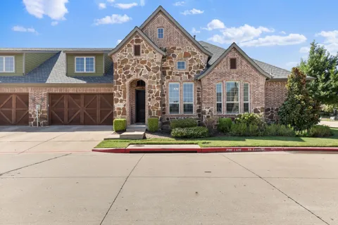 8613 Shallowford Lane