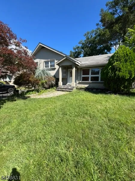 68 Westland Rd Cedar Grove, NJ 07009