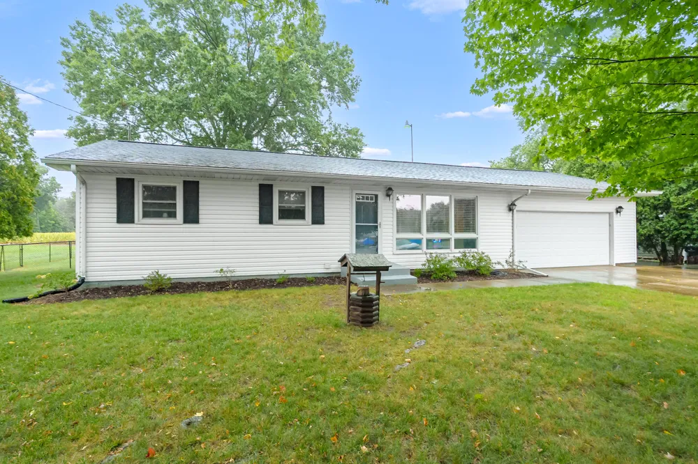 10541 S Sprinkle Road Vicksburg, MI 49097