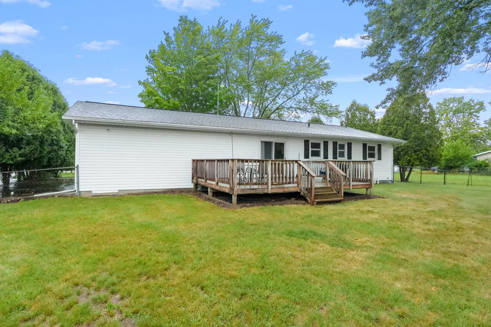 10541 S Sprinkle Road Vicksburg, MI 49097