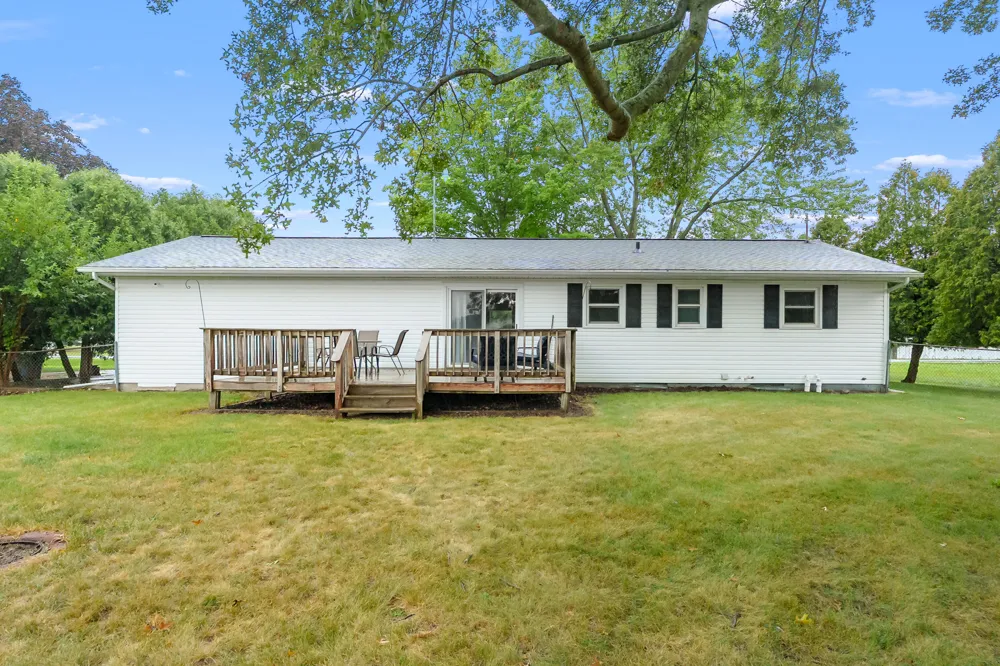 10541 S Sprinkle Road Vicksburg, MI 49097