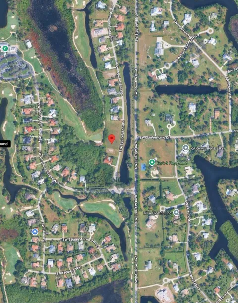 1388 SW SQUIRE JOHNS LANE