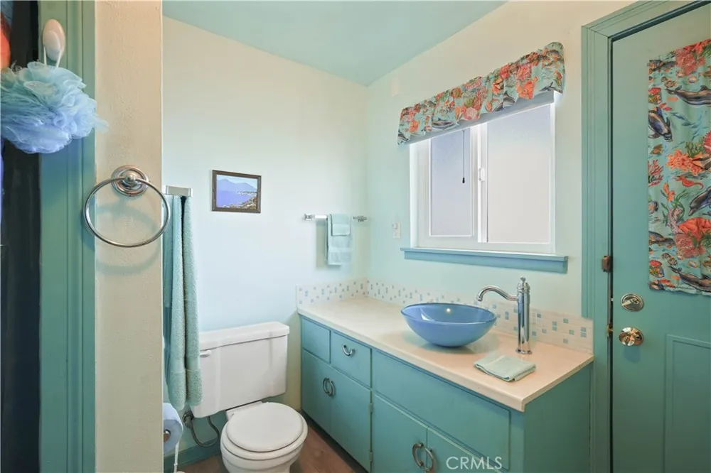 2705 Oakhurst Clearlake, CA 95422