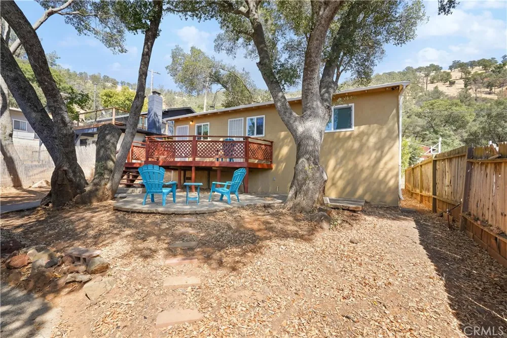 2705 Oakhurst Clearlake, CA 95422