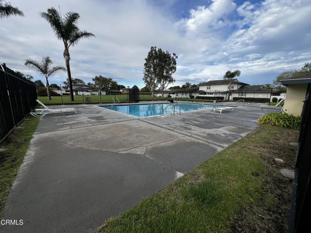 1237 Miramar Walk Oxnard, CA 93035
