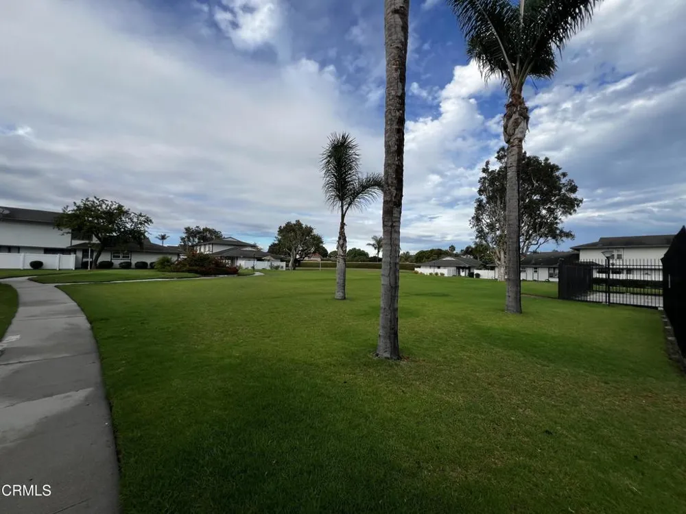 1237 Miramar Walk Oxnard, CA 93035