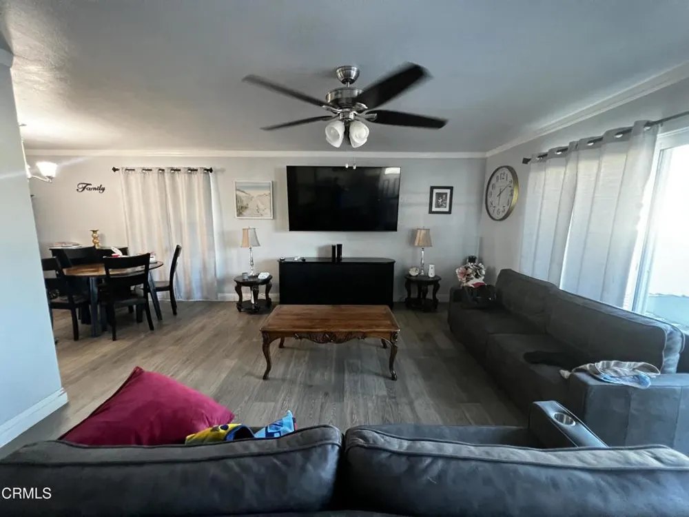 1237 Miramar Walk Oxnard, CA 93035