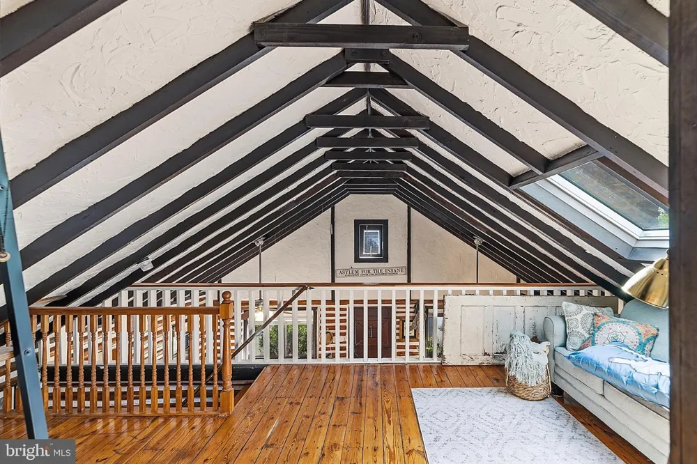 32 RANCOCAS BOULEVARD Mount Laurel, NJ 08054