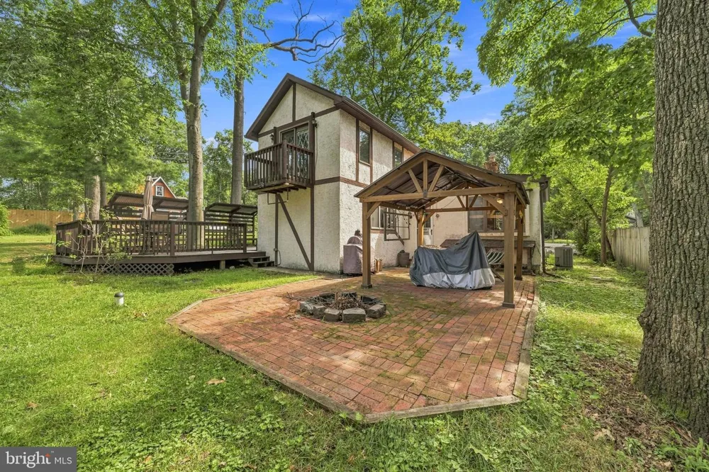 32 RANCOCAS BOULEVARD Mount Laurel, NJ 08054