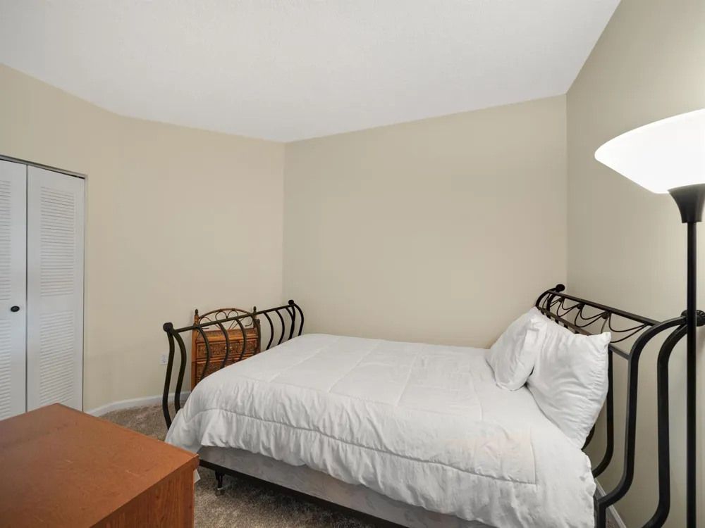 200 UNO LAGO DRIVE #405 Juno Beach, FL 33408