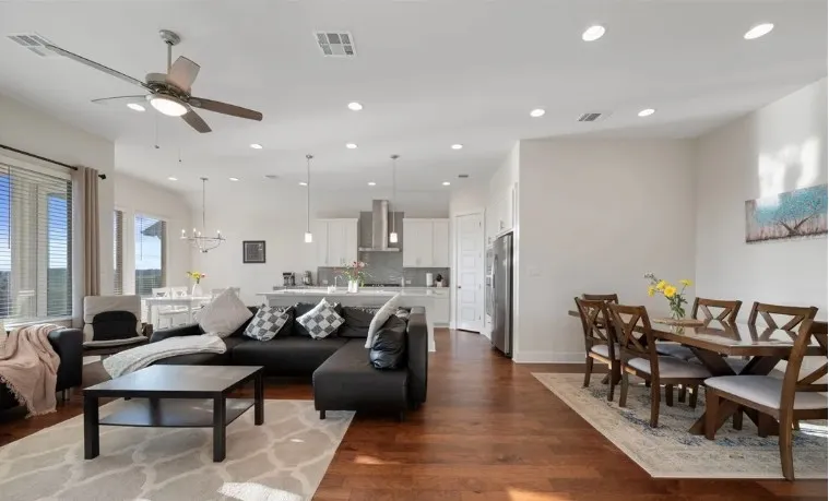 344 Pisa Lane Georgetown, TX 78628