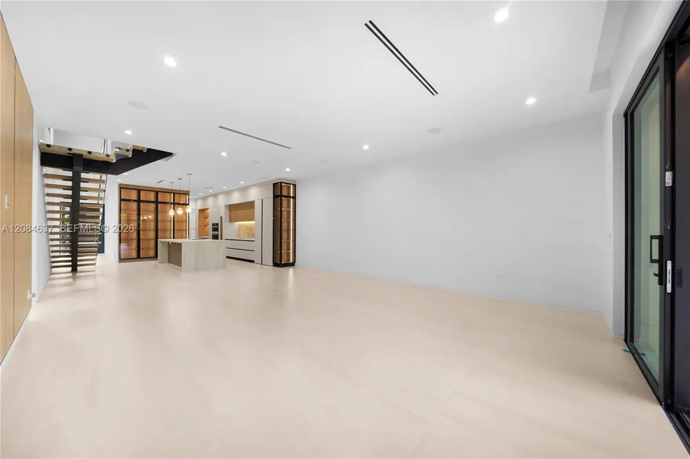 1328 NE 16th Ter Fort Lauderdale, FL 33304