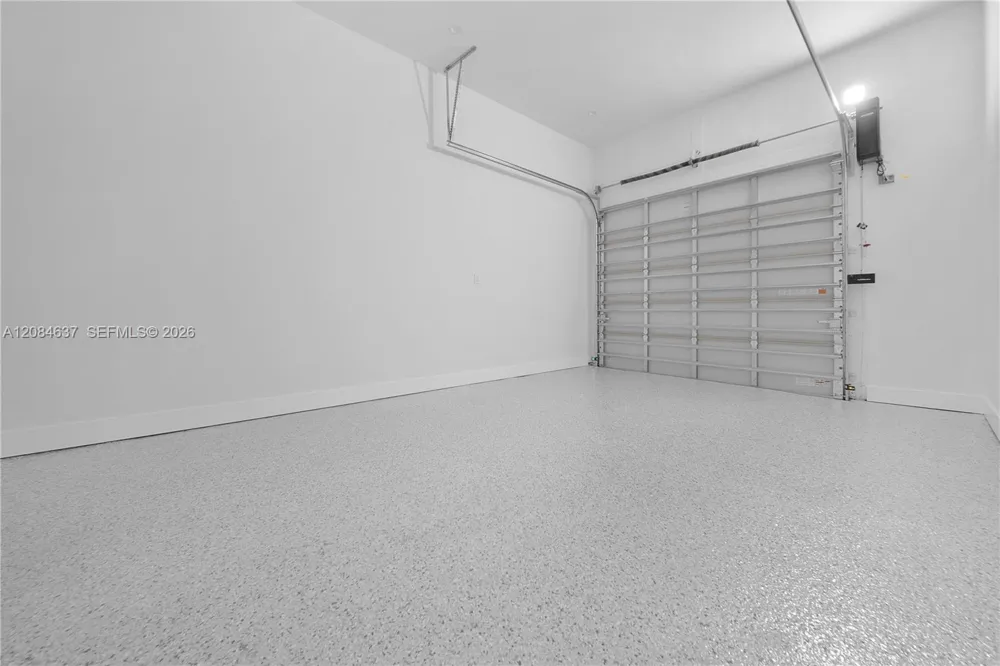 1328 NE 16th Ter Fort Lauderdale, FL 33304