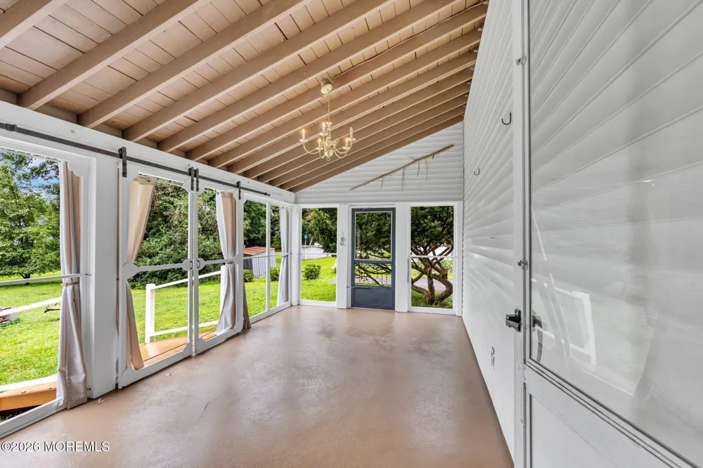 20 Fairfield Drive Tinton Falls, NJ 07724