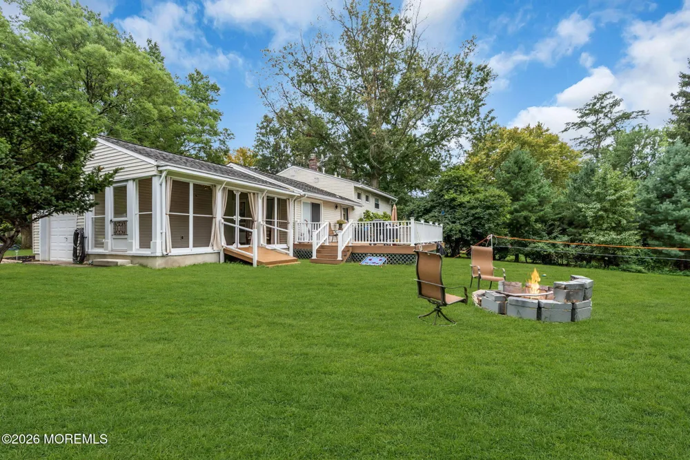 20 Fairfield Drive Tinton Falls, NJ 07724