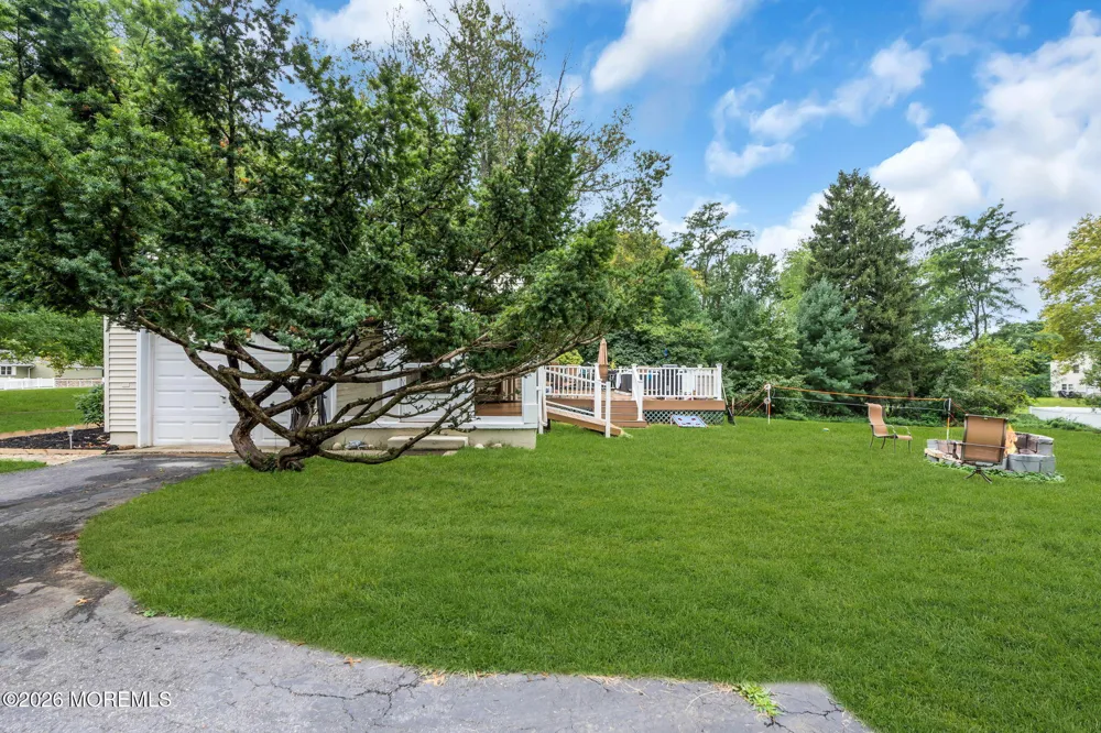 20 Fairfield Drive Tinton Falls, NJ 07724