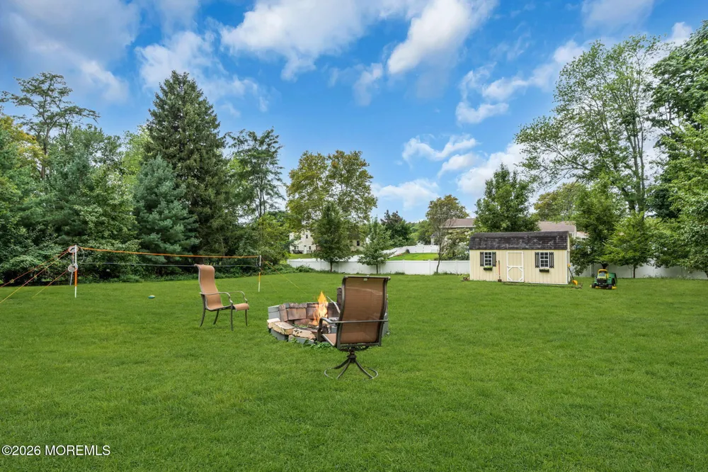 20 Fairfield Drive Tinton Falls, NJ 07724