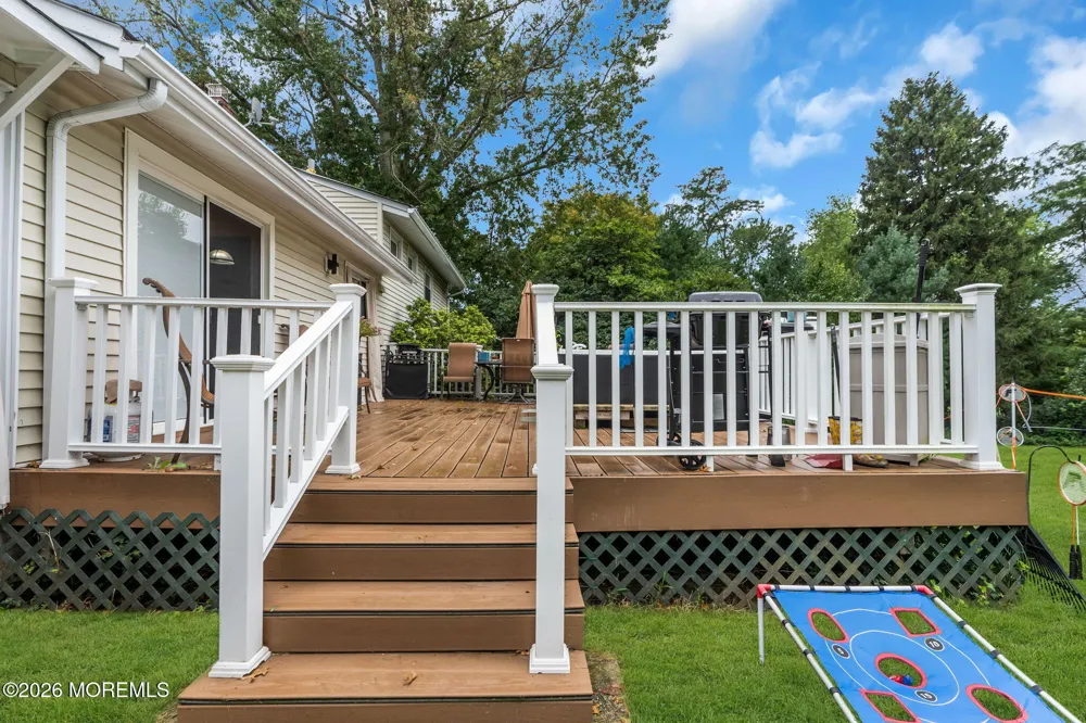 20 Fairfield Drive Tinton Falls, NJ 07724