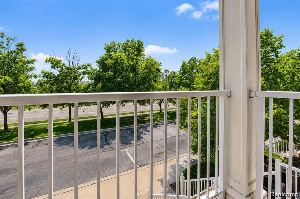 1091 Beaver Run Run Troy City, MI 48083