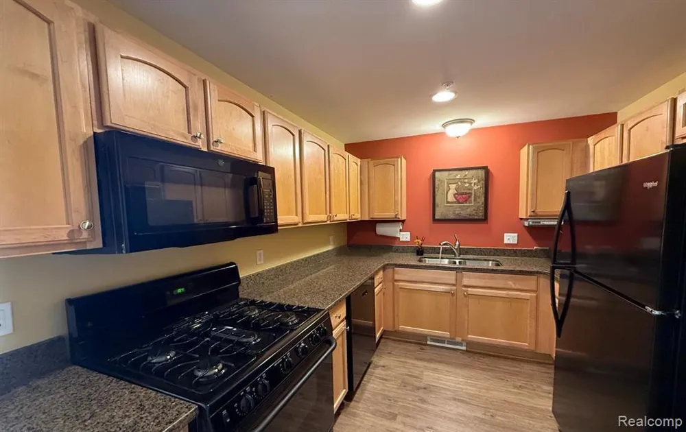 1091 Beaver Run Run Troy City, MI 48083