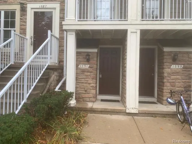 1091 Beaver Run Run Troy City, MI 48083