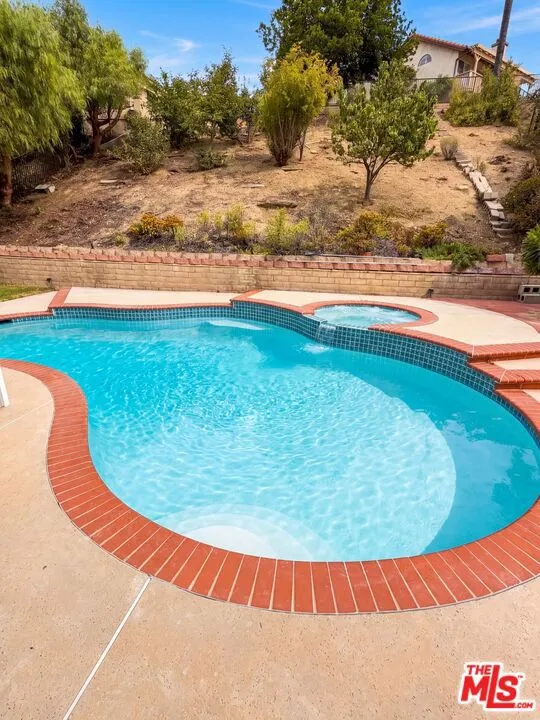 24435 Nan Court Diamond Bar, CA 91765