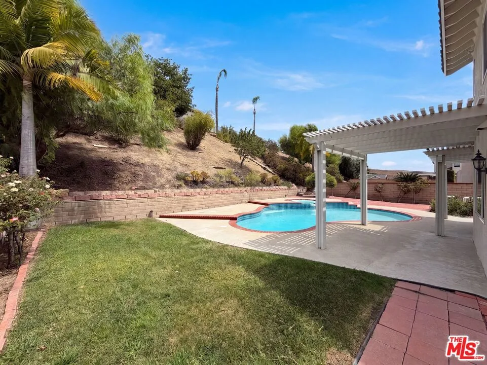 24435 Nan Court Diamond Bar, CA 91765