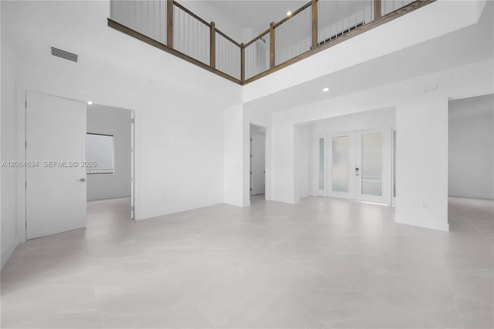 19581 NE 14th Ave Miami, FL 33179