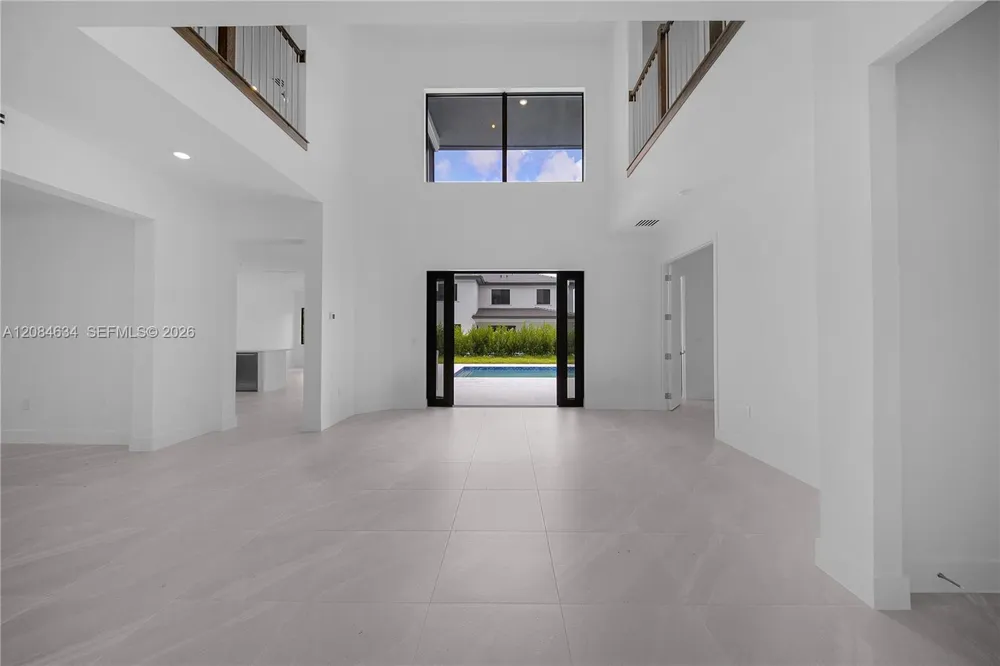 19581 NE 14th Ave Miami, FL 33179