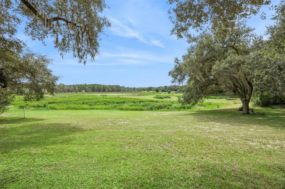 1476 SPRING LAKE ROAD Fruitland Park, FL 34731