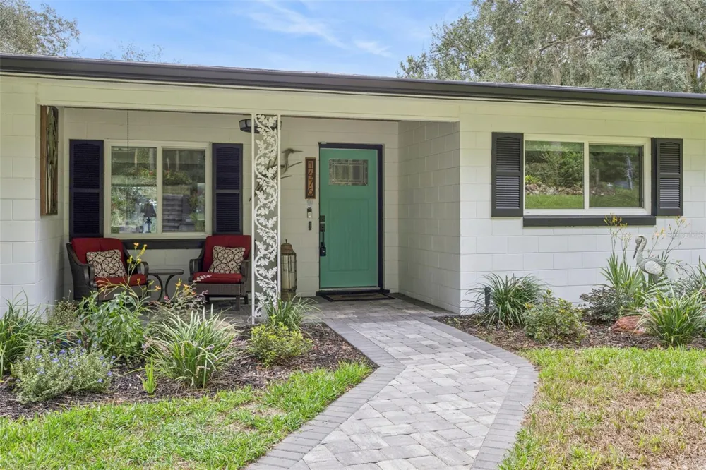 1476 SPRING LAKE ROAD Fruitland Park, FL 34731