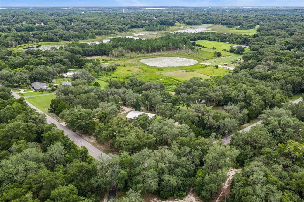 1476 SPRING LAKE ROAD Fruitland Park, FL 34731