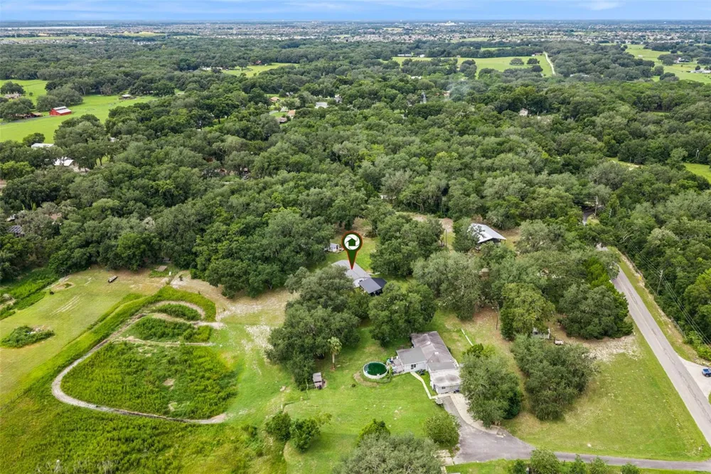 1476 SPRING LAKE ROAD Fruitland Park, FL 34731