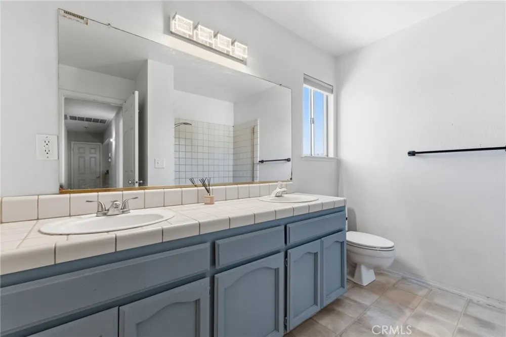 2670 Bliss Clovis, CA 93611