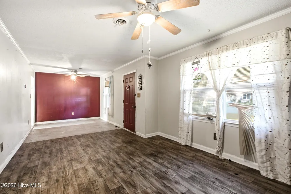 528 Oci Drive Jacksonville, NC 28540