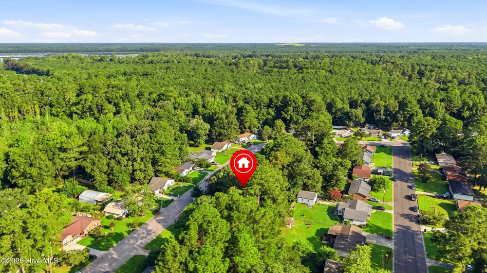 528 Oci Drive Jacksonville, NC 28540