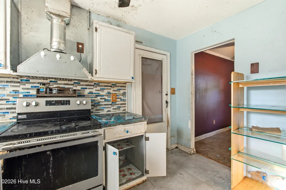 528 Oci Drive Jacksonville, NC 28540