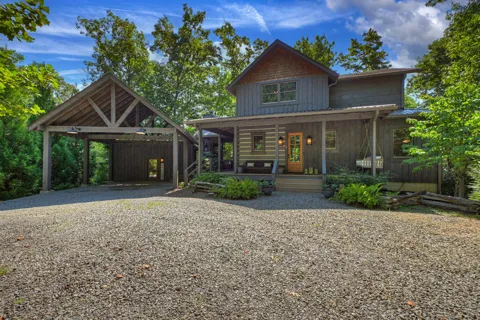 199 Hiawatha Trail N