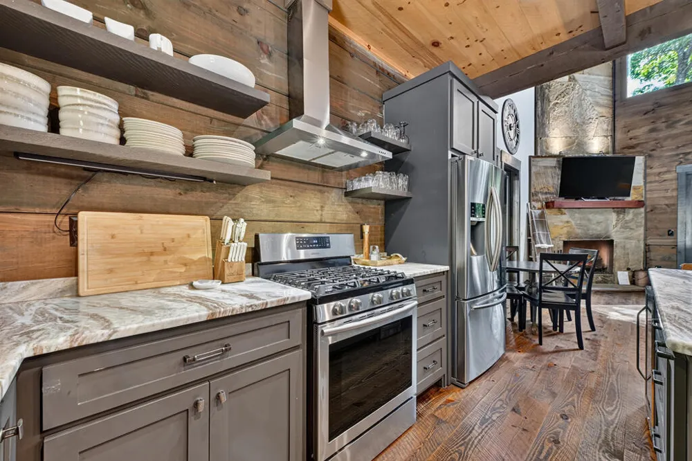 199 Hiawatha Trail N Blue Ridge, GA 30513
