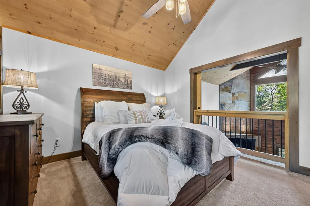 199 Hiawatha Trail N Blue Ridge, GA 30513