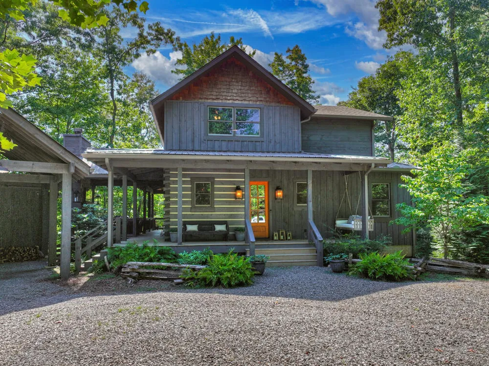 199 Hiawatha Trail N Blue Ridge, GA 30513