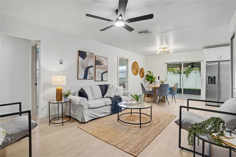 9111 109TH AVENUE Seminole, FL 33777