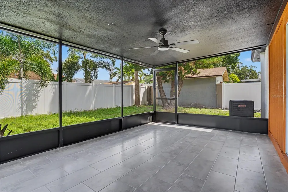 9111 109TH AVENUE Seminole, FL 33777