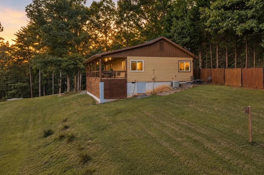 Green Oaks Road Bryson City, NC 28713