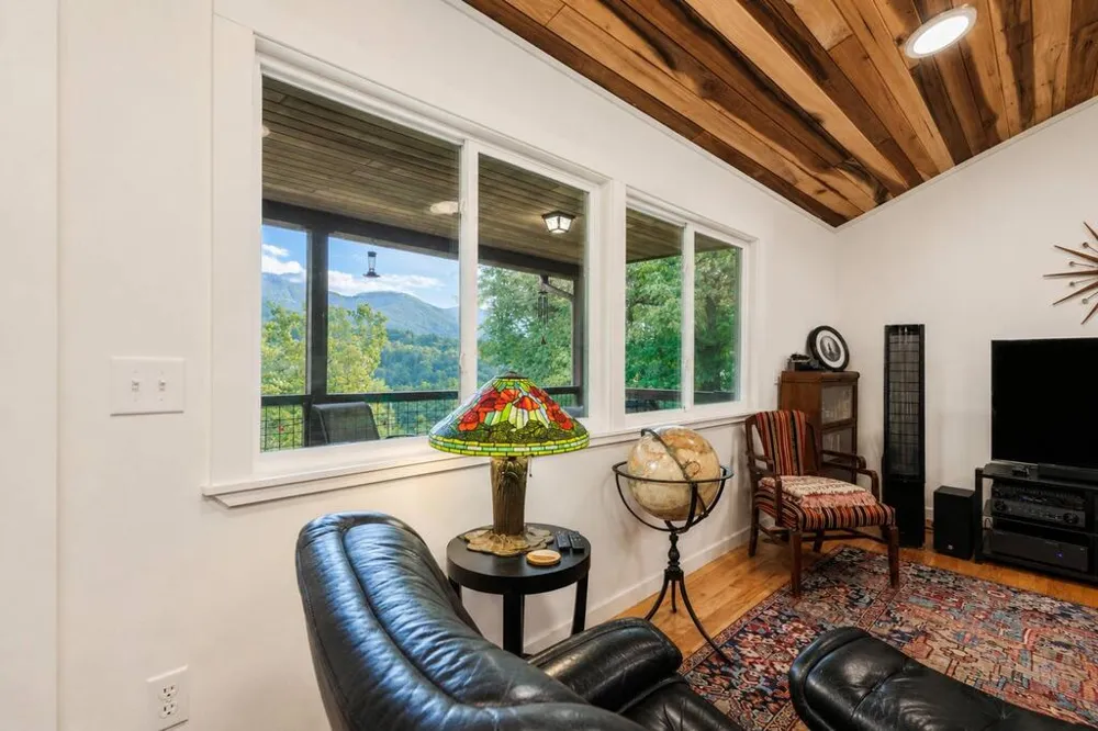 Green Oaks Road Bryson City, NC 28713