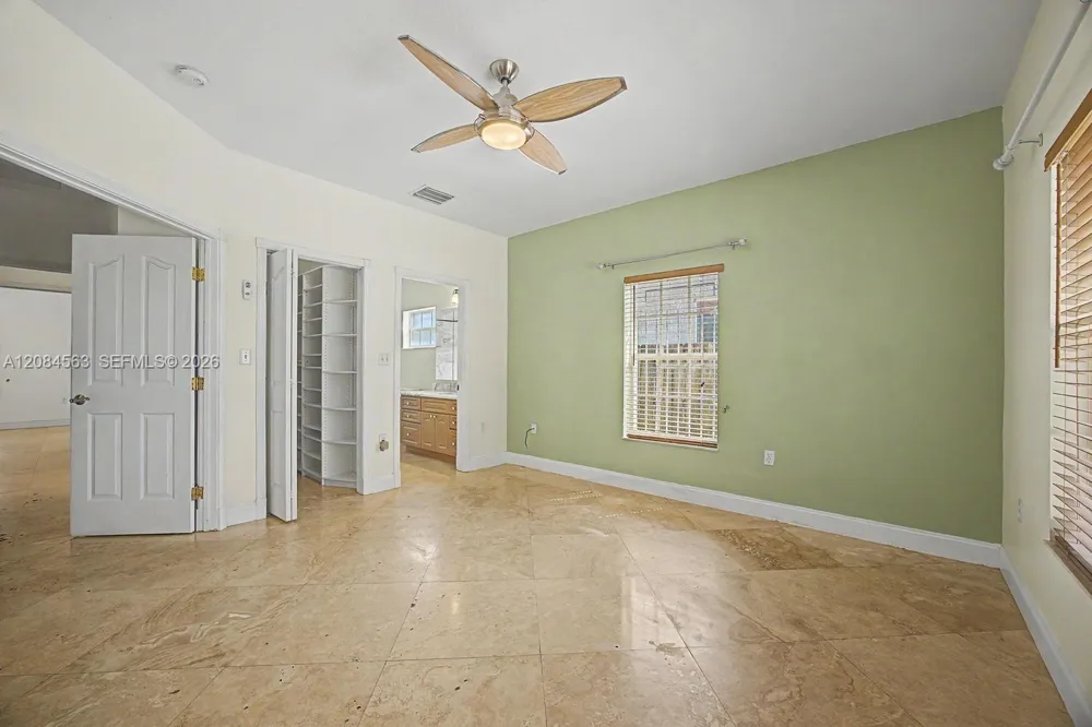 309 SW 2nd St Florida City, FL 33034