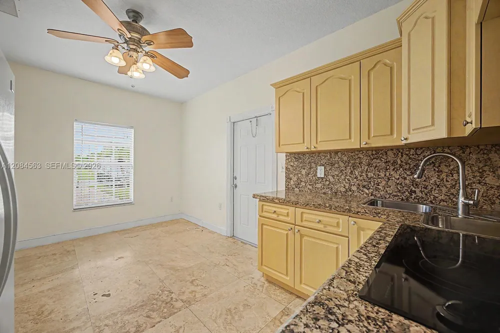 309 SW 2nd St Florida City, FL 33034