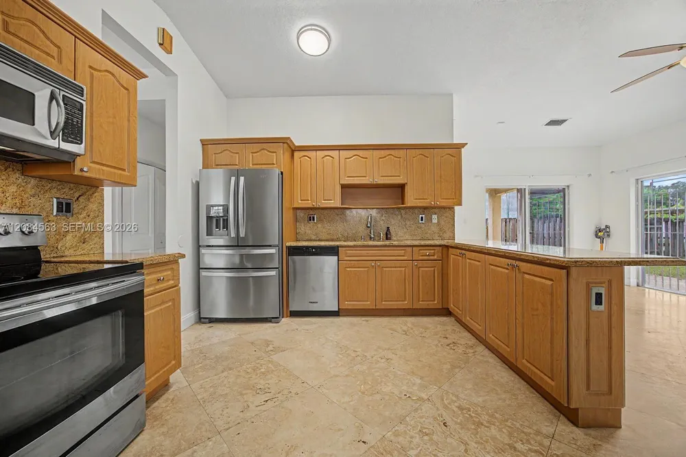 309 SW 2nd St Florida City, FL 33034