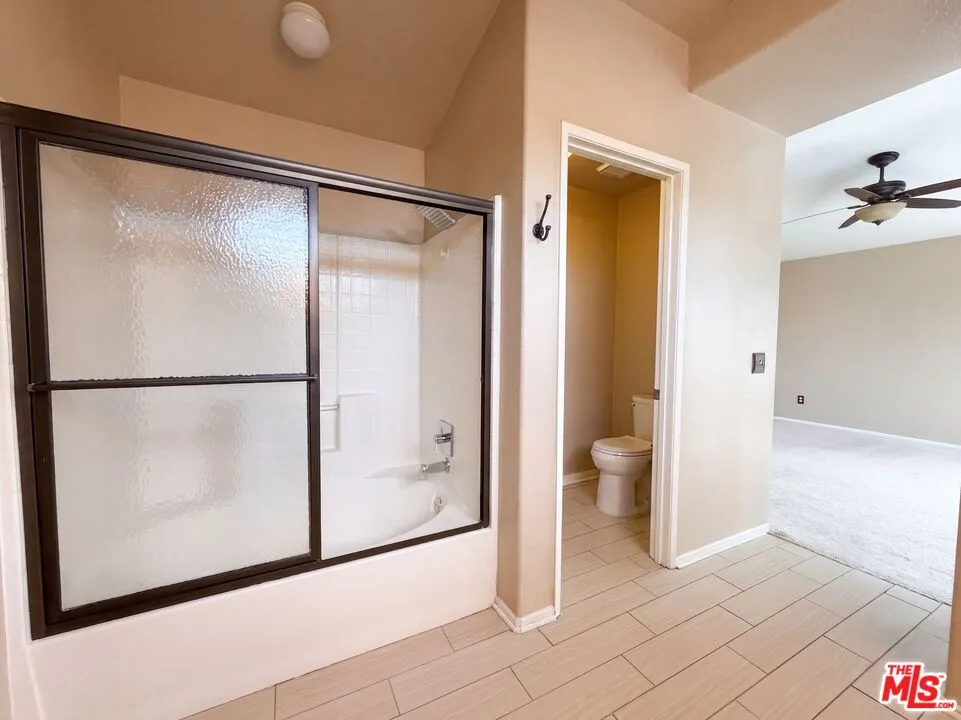 5539 W Avenue L6 Lancaster, CA 93536